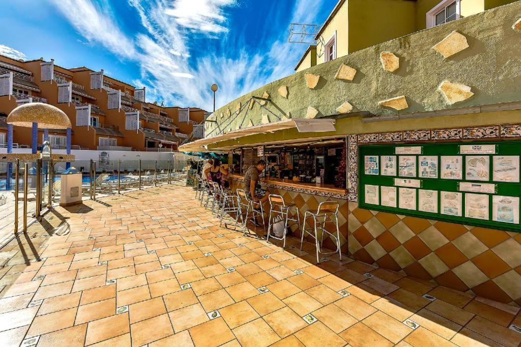 אדחה Apartment In The Orlando Complex מראה חיצוני תמונה